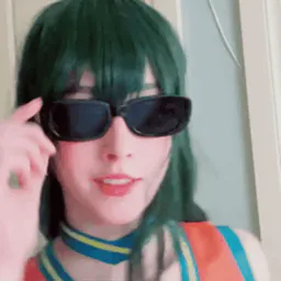 :kjwink:
