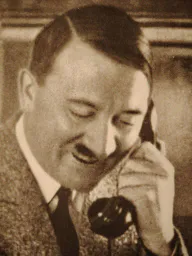 :Hitler_telephone:
