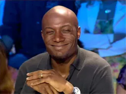 :Roselmack_sourire: