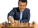 :Macron_joue_aux_echecs: