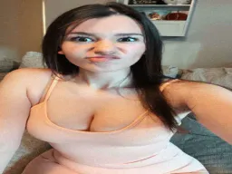 :nikki_woods_grimace: