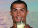 :Ronaldo_paille: