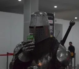 :knight2: