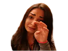 :meuf_pleure: