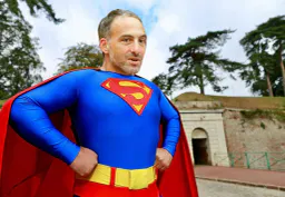 :Supergluksmann: