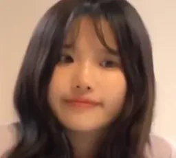 :hayoung: