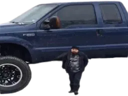 :bench_hummer: