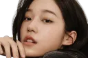 :Rohyoonseo_regard_biais: