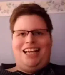 :Puceamoi: