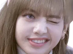:Lisa_swag: