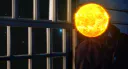 :Le_soleil_toujours_puceau_: