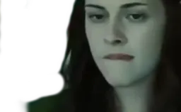 :bella_lip_bite: