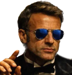 :Macron_Chad: