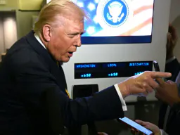 :TrumpPiggy: