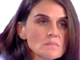 :Myriam_palomba_serieuse: