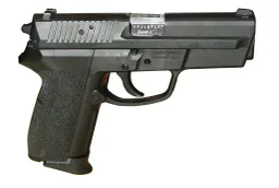 :flingue_arme: