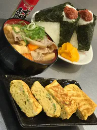 :yum: